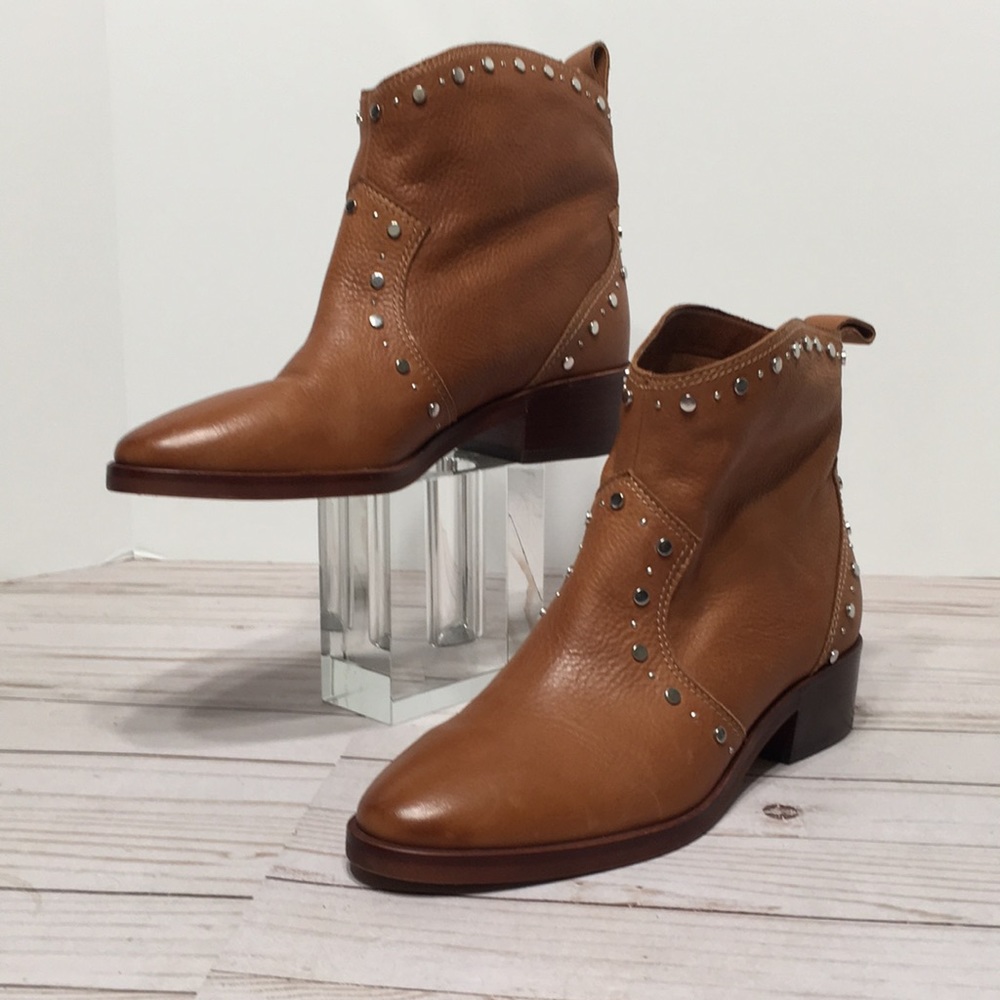 Ankle boot Studded Tobin by Dolce Vita 9 tan
